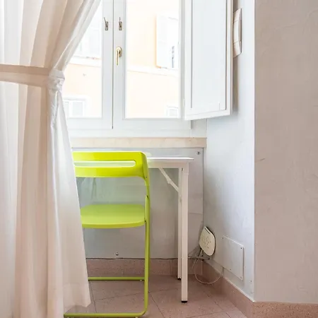 Secret Retreat In The Heart Of The Ghetto By Houseeds Appartamento